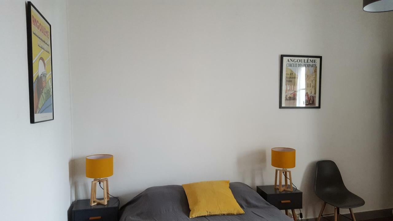 Bed and Breakfast La Tour De Lavalette Angoulême Exterior foto